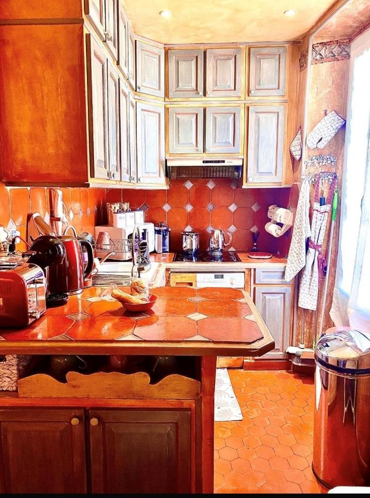 Appartement De Luxe Au Coeur De 쎙뜨호뻬 외부 사진